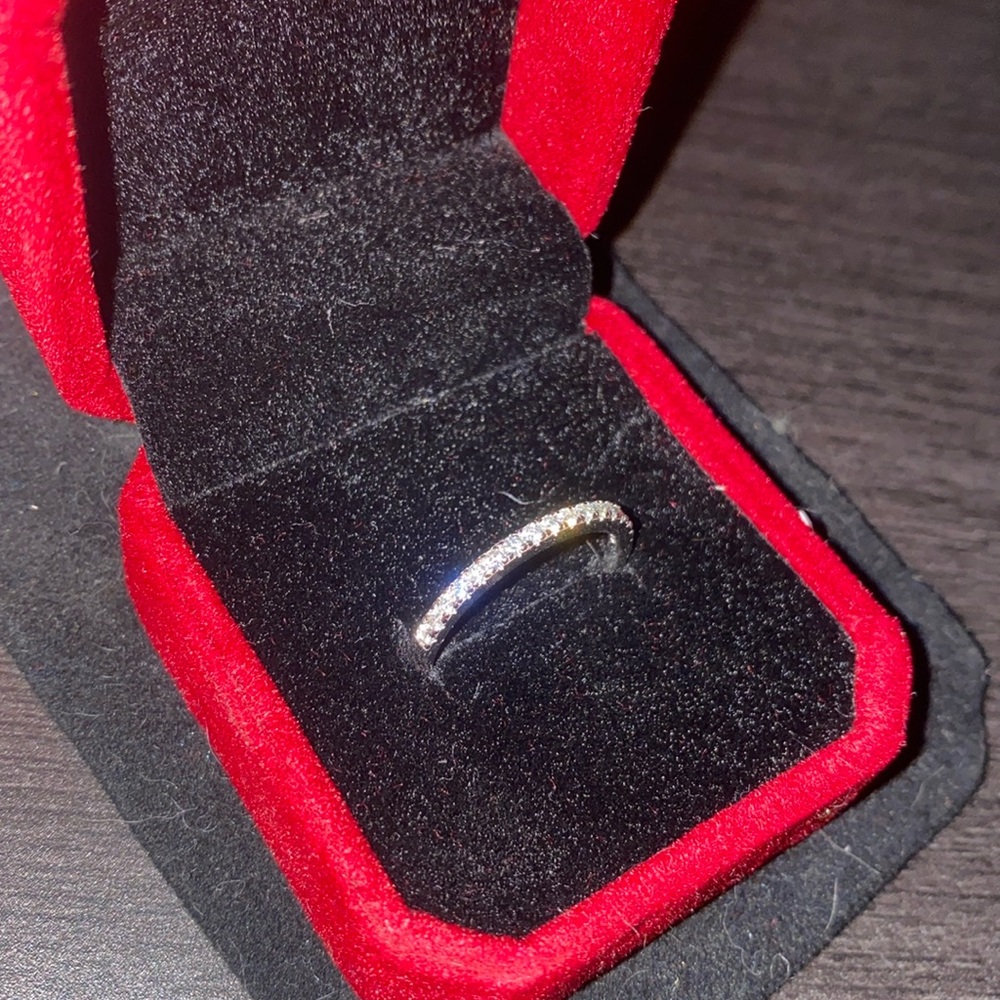✨Moissanite Diamond Wedding Band Anniversary Ring GRA Certified Size 8! - Picture 6 of 8